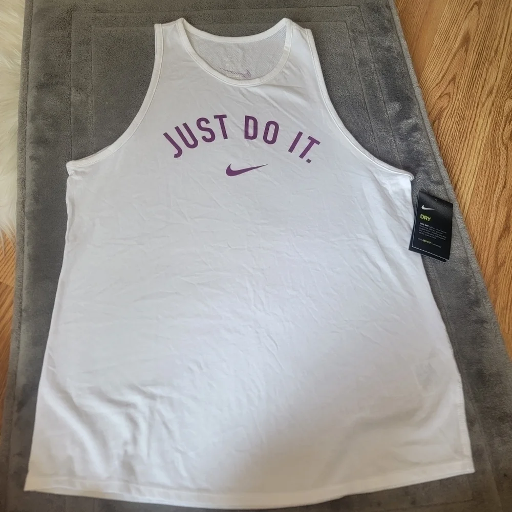 NWT Nike Tank Top M - Picture 3 of 9